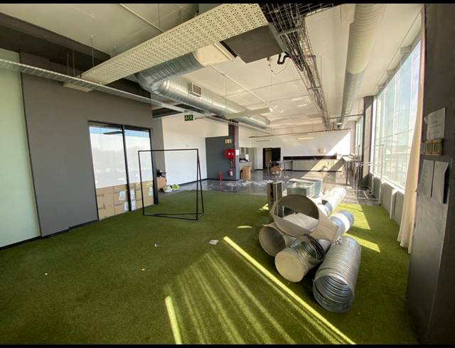 860M² OFFICE TO LET IN PAARDEN EILAND